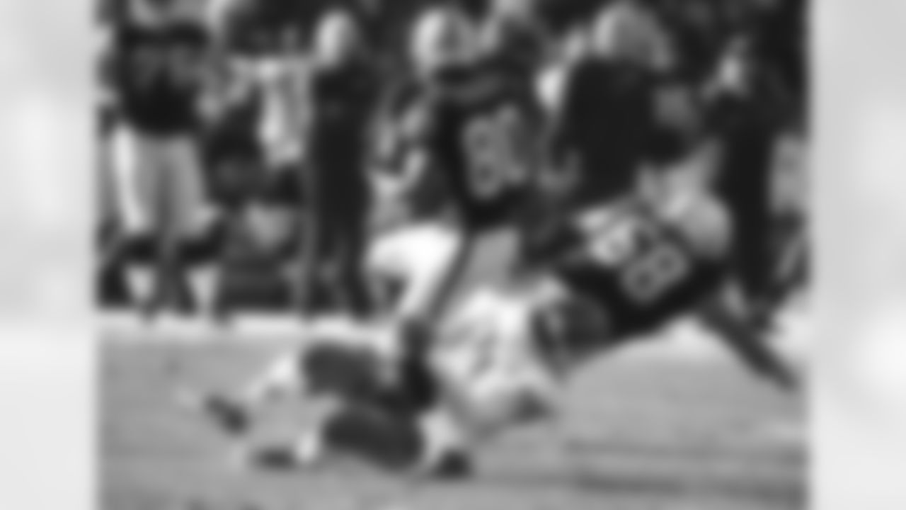 Kansas City Chiefs linebacker Tamba Hali (91)