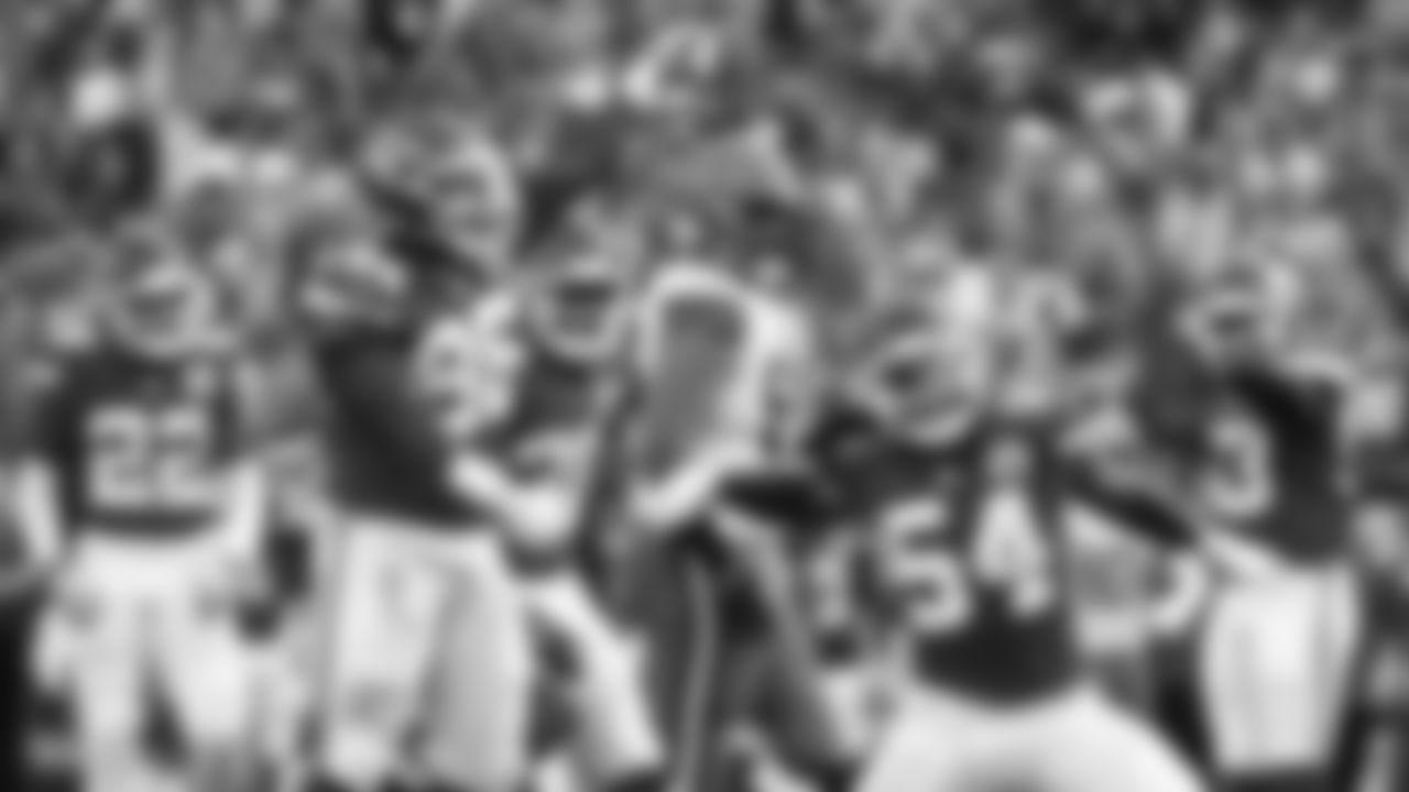 Kansas City Chiefs vs Cleveland Browns during NFL Season Opener at GEHA Field at Arrowhead Stadium in Kansas City, MO on September 12, 2021