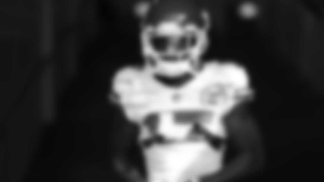 Kansas City Chiefs wide receiver Mecole Hardman (17) during an NFL football game against the Tennessee Titans at Nissan Stadium, Sunday, October 24, 2021 in Nashville