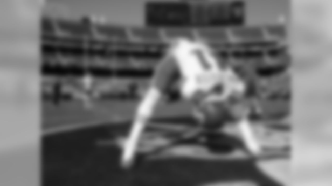 Kansas City Chiefs at Oakland Raiders at Oakland Alameda Coliseum on December 2, 2018.