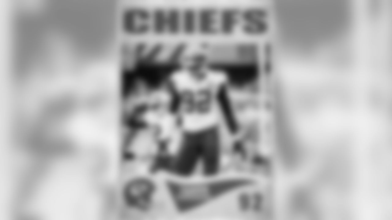 Kansas City Chiefs linebacker Tanoh Kpassagnon (92)