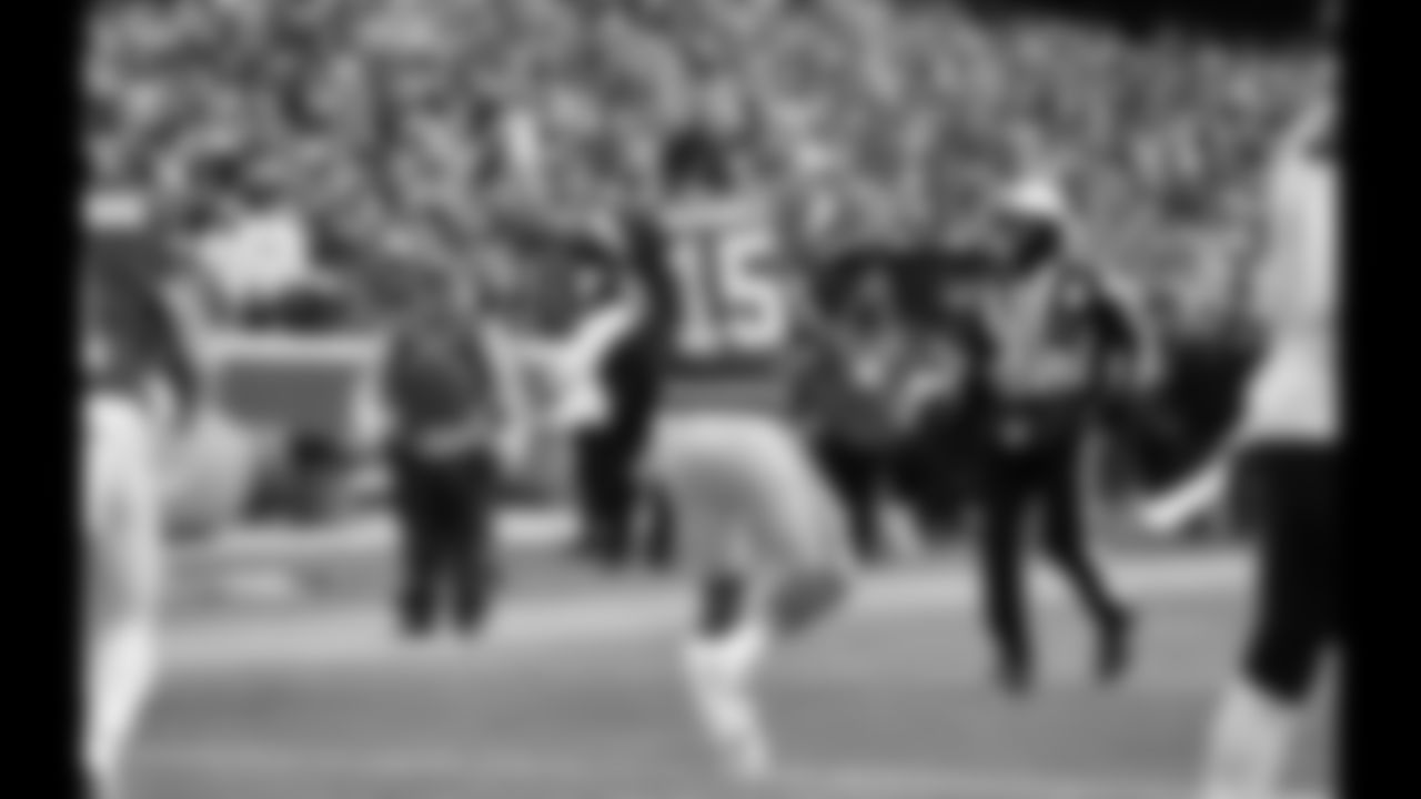 Kansas City Chiefs face off against the Seattle Seahawks at GEHA Field at Arrowhead Stadium on December 24, 2022.