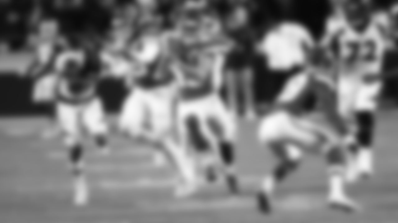 Kansas City Chiefs vs Denver Broncos, GEHA Field at Arrowhead Stadium in Kansas City, MO on December 5th, 2021