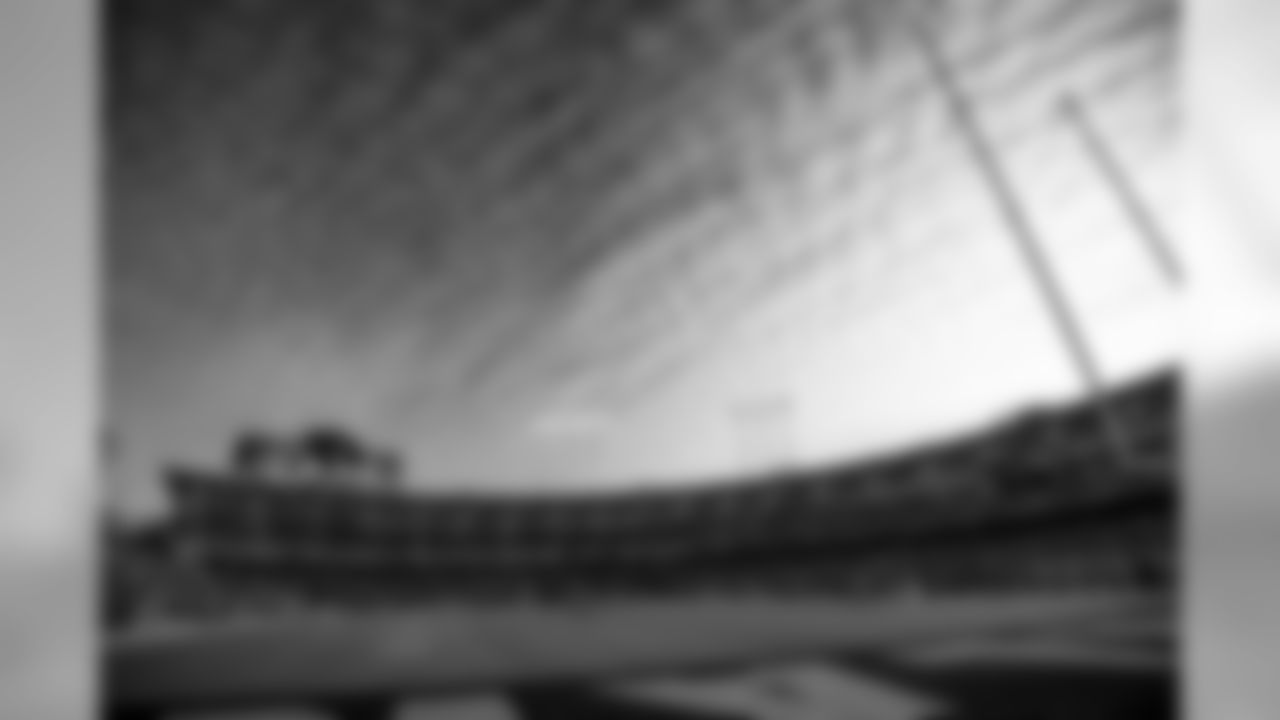 Kansas City Chiefs at Oakland Raider at Oakland Alameda Coliseum on December 2, 2018.