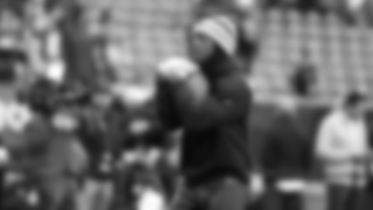 Kansas City Chiefs wide receiver Kadarius Toney (19) prior to an NFL football game against the Houston Texans, Sunday, December 18, 2022 in Houston.