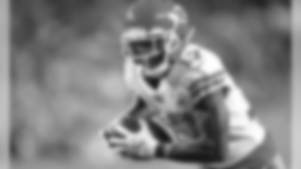 Kansas City Chiefs Wide Receiver Mecole Hardman (17) during the game between the game between the Kansas City Chiefs and the Denver Broncos on October 17, 2019 at Empower Field at Mile High.