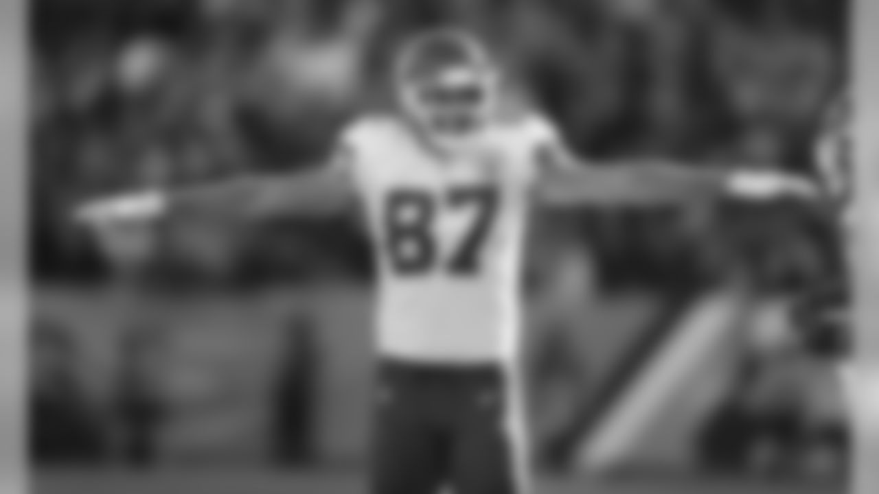 Kansas City Chiefs vs Tennessee Titans at Nissan Stadium, November 10, 2019