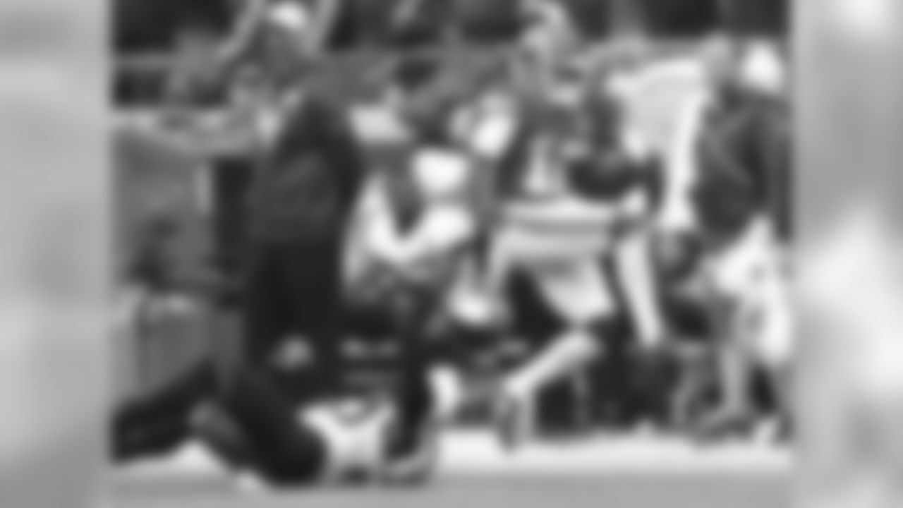 121_FOGY9710