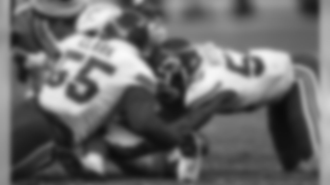 Kansas City Chiefs Defensive End Frank Clark (55) during the game between the Kansas City Chiefs and the Los Angeles Chargers at Estadio Azteca, November 18, 2019