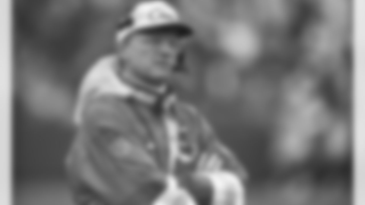 Kansas City Chiefs head coach Marty Schottenheimer stands on the field during a 1994 NFL game.