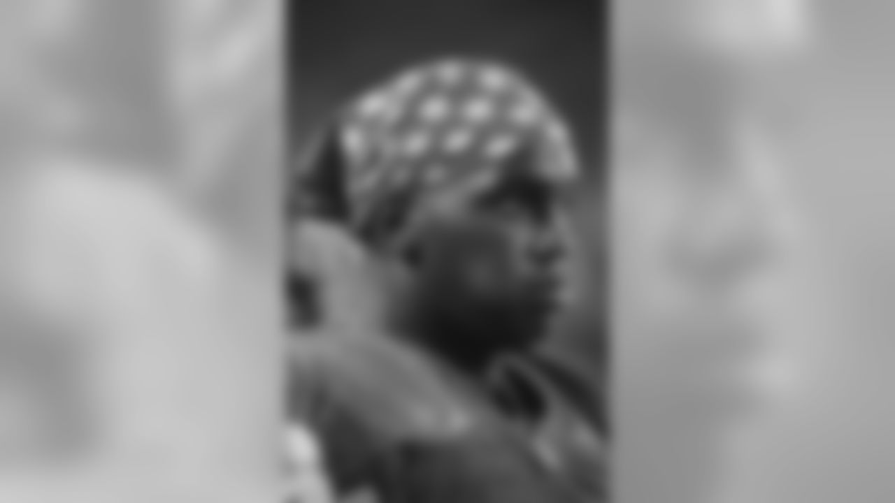 A historical look back at Derrick Thomas' Hall of Fame career with the Chiefs.