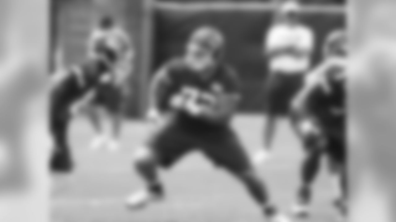 72 - Eric Fisher - T // HT. 6-7, WT. 306 // College: Central Michigan // Hometown: Rochester, Mich.