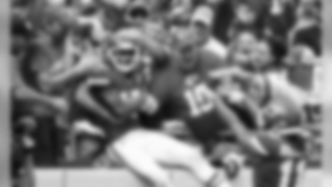 Kansas City Chiefs Wide Receiver Mecole Hardman (17) during the game between the Baltimore Ravens and the Kansas City Chiefs at Arrowhead Stadium in Kansas City, MO.