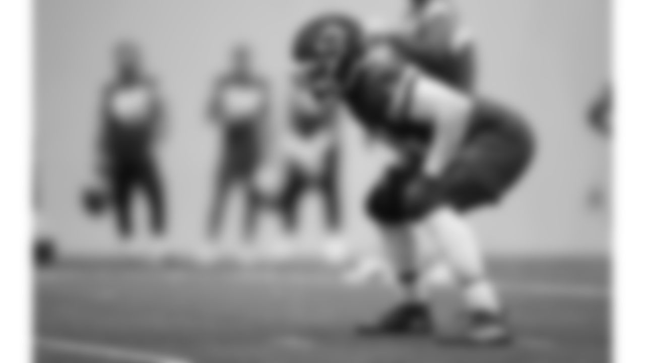 Kansas City Chiefs running back Melvin Gordon (34) during practice on Wednesday, January 4, 2022.