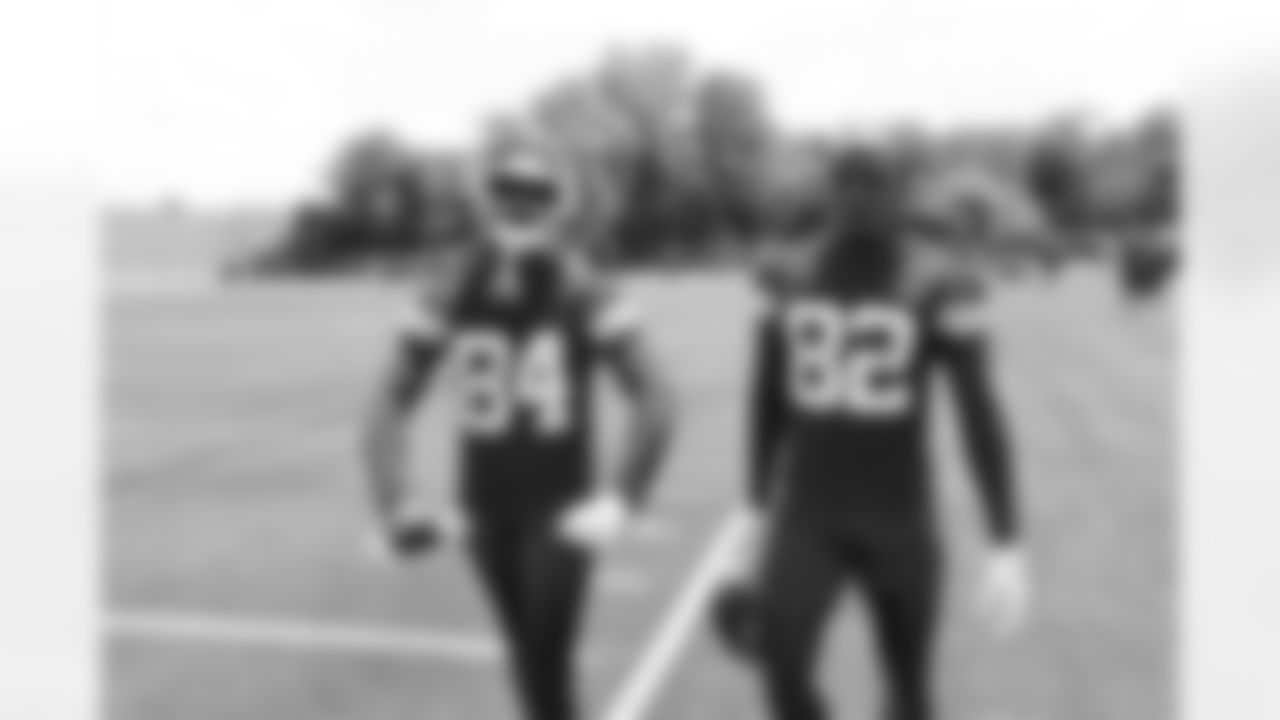 Kansas City Chiefs wide receiver Chad Williams (84) and wide receiver Daurice Fountain (82) during phase 3 workouts at the The University of Kansas Health System Training Complex.