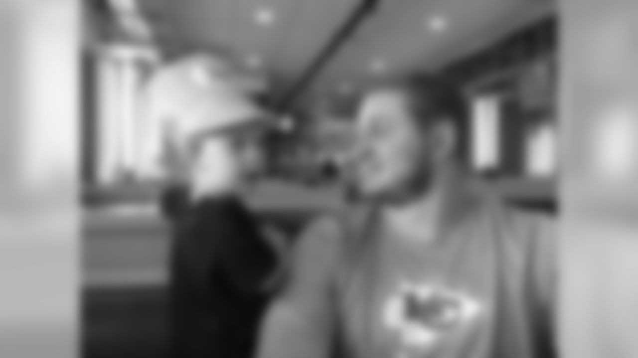 Chiefs OL Eric Kush with almost 2-year-old son Jack Henry Kush