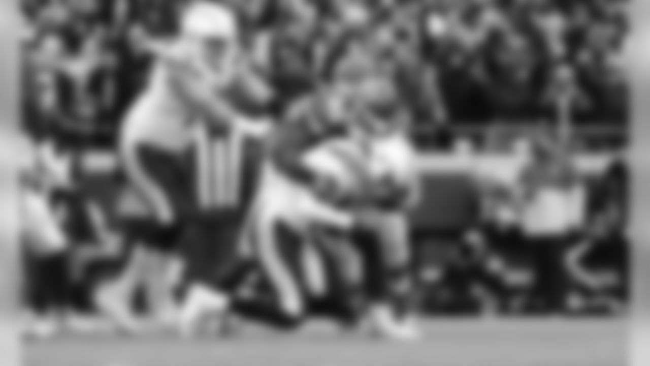 Kansas City Chiefs Defensive End Frank Clark (55) during the game between the Kansas City Chiefs and the Los Angeles Chargers at Arrowhead Stadium.