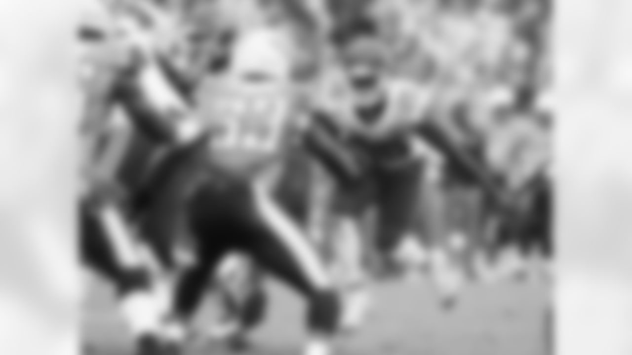 The best photos from the Chiefs' 9-0 season.