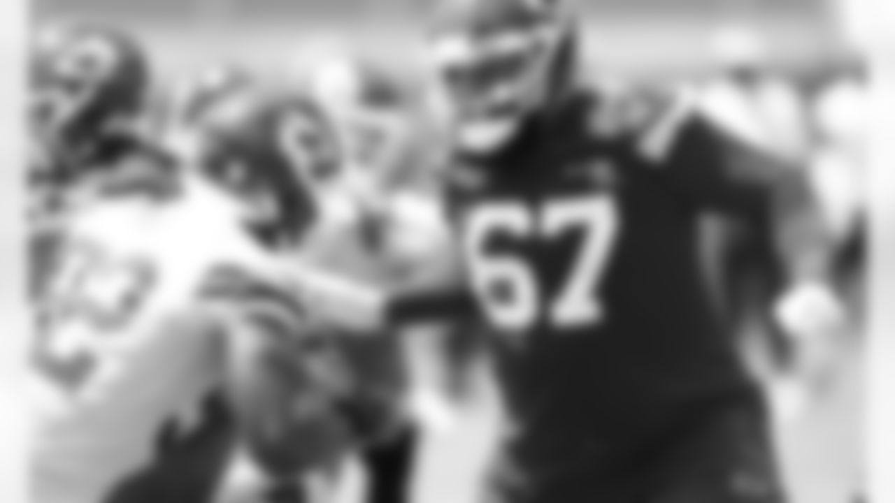 Kansas City Chiefs Offensive Lineman Lucas Niang (67) during phase 3 workouts at the The University of Kansas Health System Training Complex.