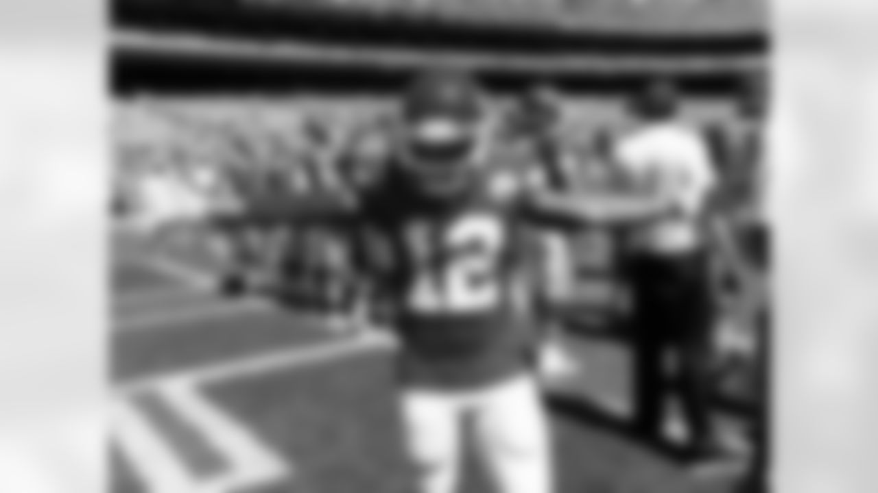 Wide receiver Albert Wilson