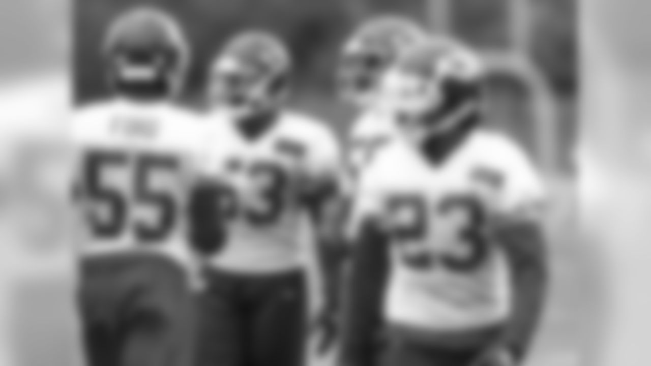Kansas City Chiefs linebacker Anthony Hitchens (53) during practice on 10/10/18