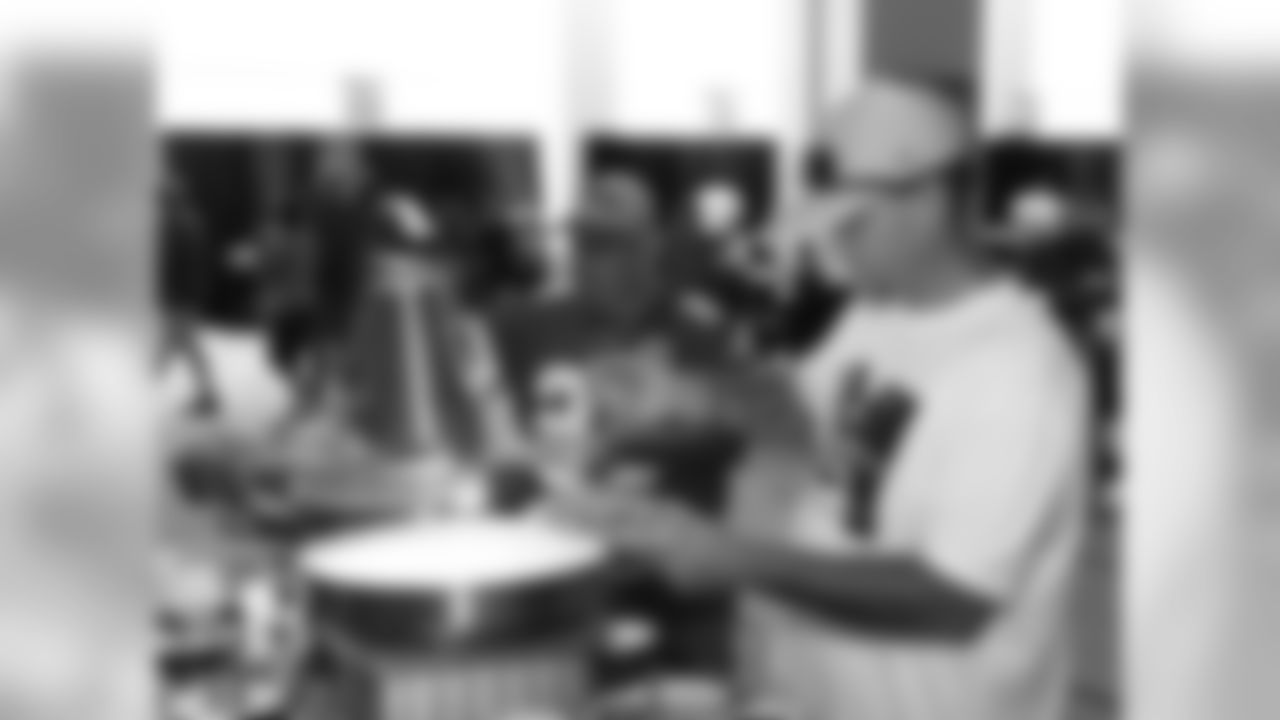 STM_Party_010