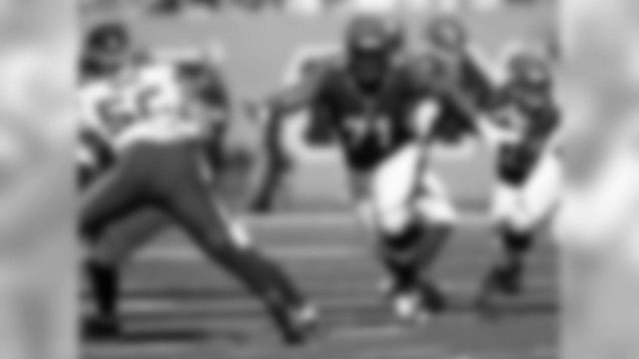 Bengals OL Andre Smith (71)