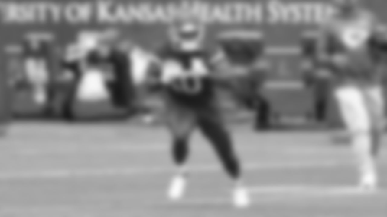 Running back Isiah Pacheco (10) during the second day of practice for Kansas City Chiefs rookie mini camp.