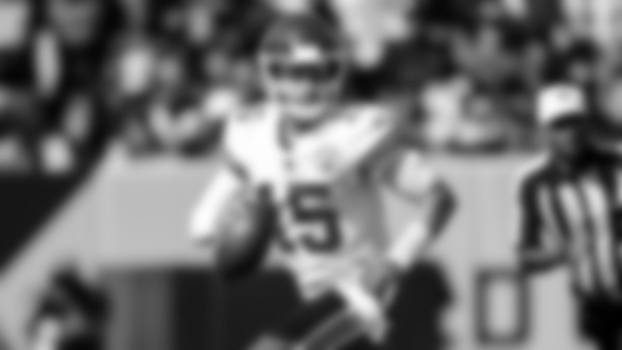Kansas City Chiefs quarterback Patrick Mahomes (15) during an NFL football game against the Washington Football Team, Sunday, October 17, 2021 in Greater Landover.