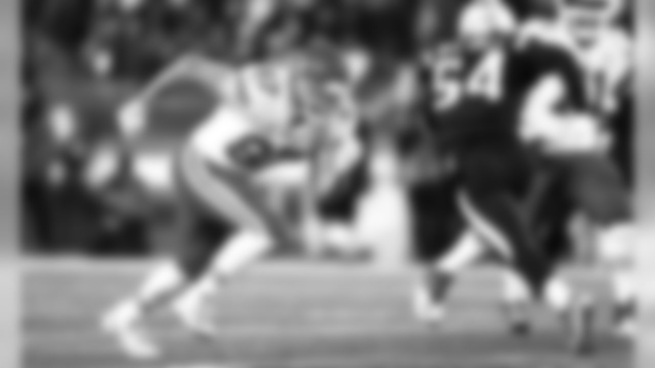 The Kansas City Chiefs take on the New England Patriots at Gillette Stadium on December 8, 2019.