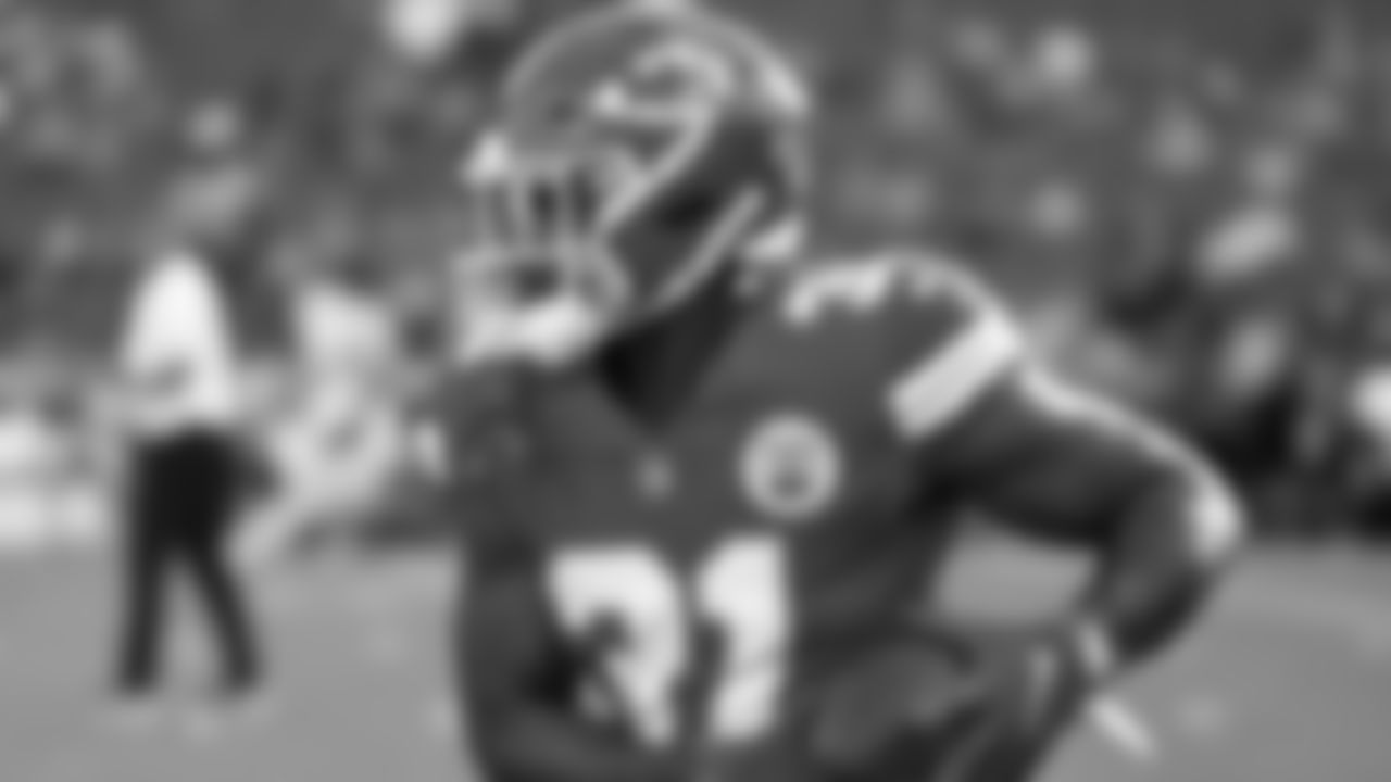 The Kansas City Chiefs face the Green Bay Packers at GEHA Field at Arrowhead Stadium on August 25, 2022