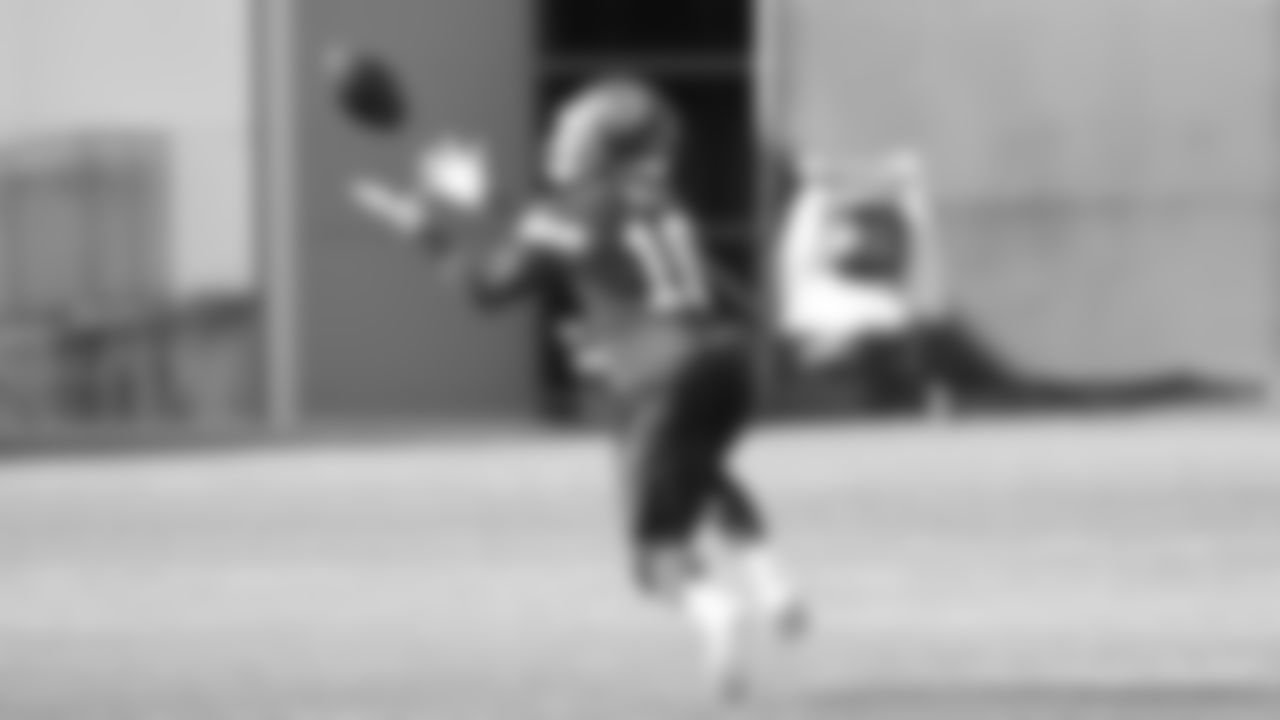 during practice at The University of Kansas Health System Training Complex, October 29, 2020.