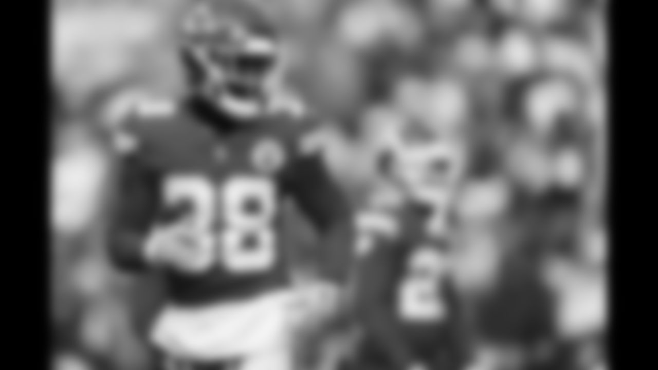 Kansas City Chiefs face off against the Seattle Seahawks at GEHA Field at Arrowhead Stadium on December 24, 2022.