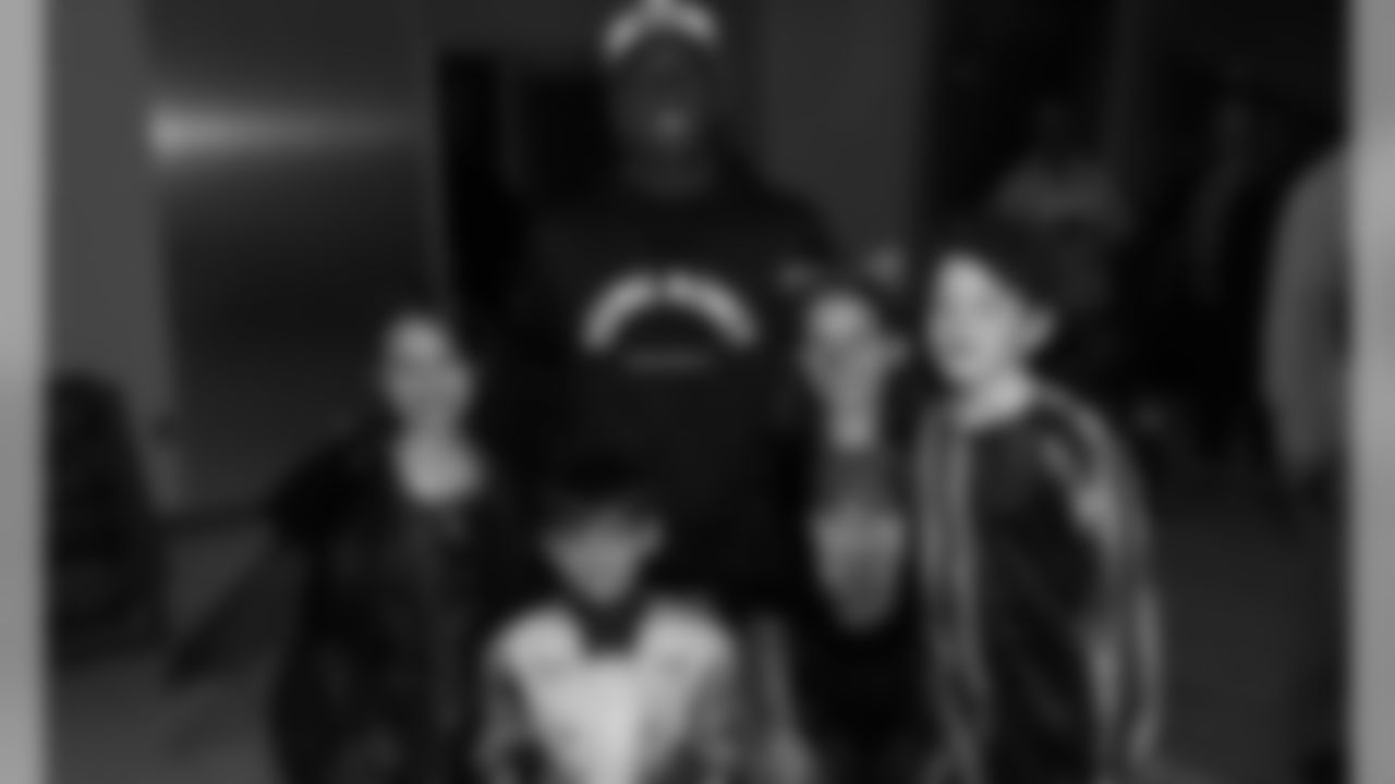 048_20191022_TrickOrTreat
