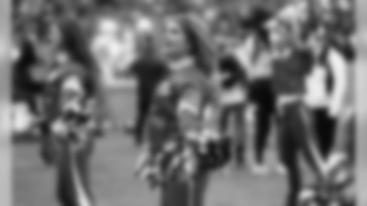034_2019_CheerChargers