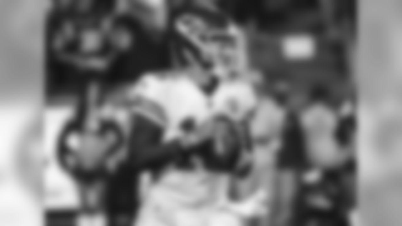 Kansas City Chiefs at Los Angeles Rams at Los Angeles Memorial Coliseum on November 19, 2018
