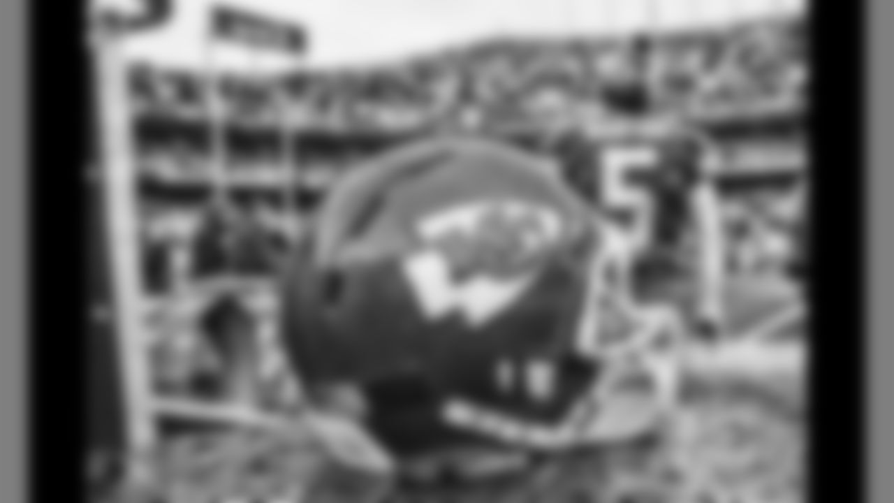 Chiefs helmet on the sideline during the game against the San Diego Chargers on December 13, 2015.