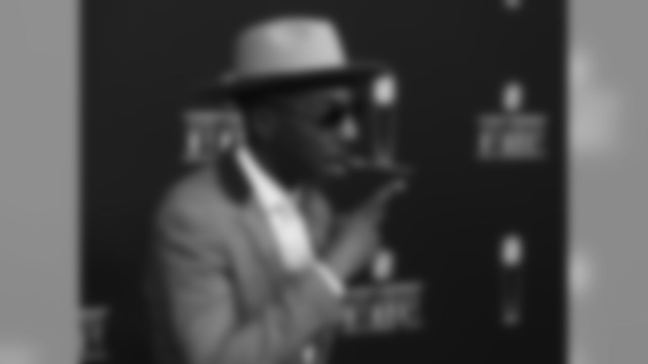 010_NFL_Honors19