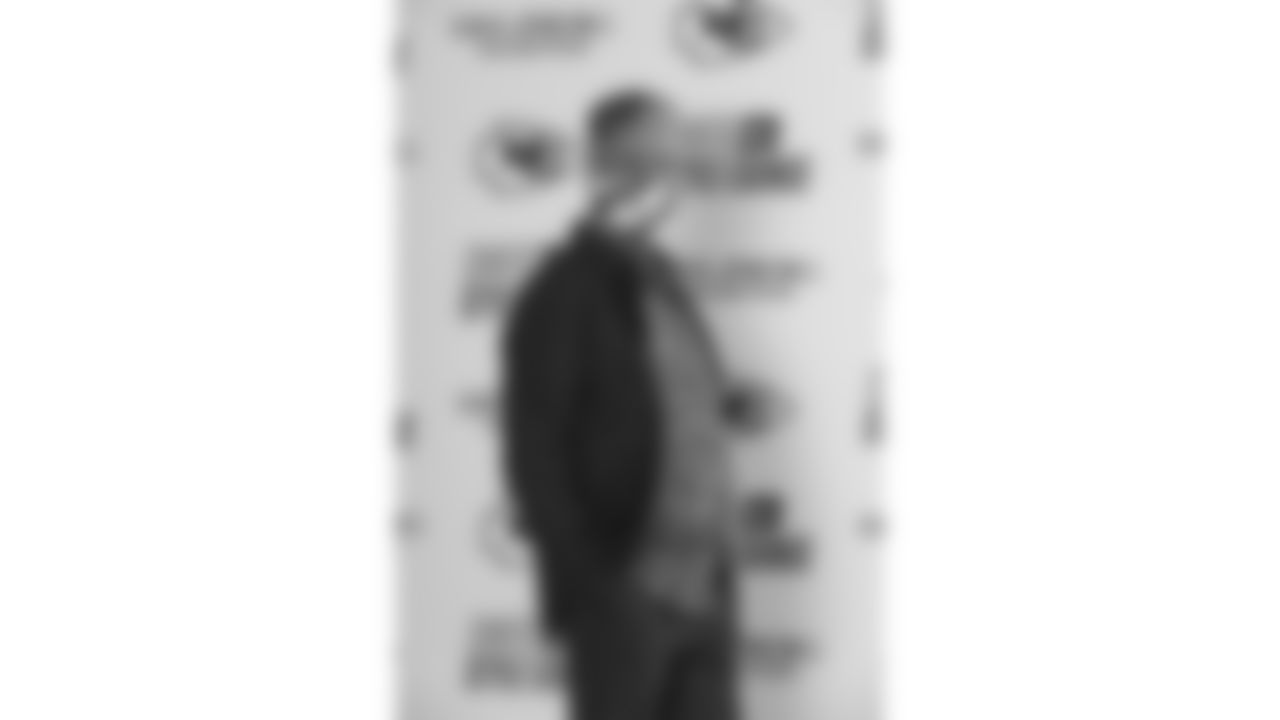 041-2020_ChiefsStyleLounge