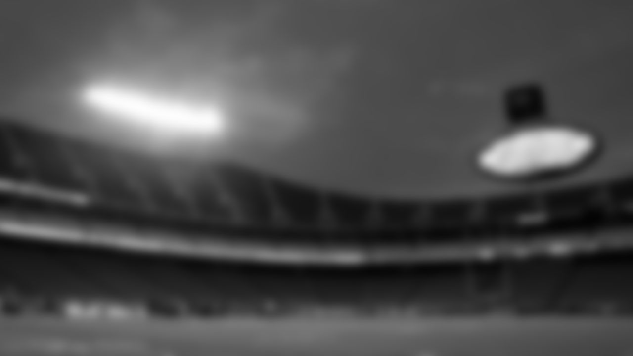 Kansas City Chiefs vs Denver Broncos, GEHA Field at Arrowhead Stadium, Kansas City, MO on December 5, 2021