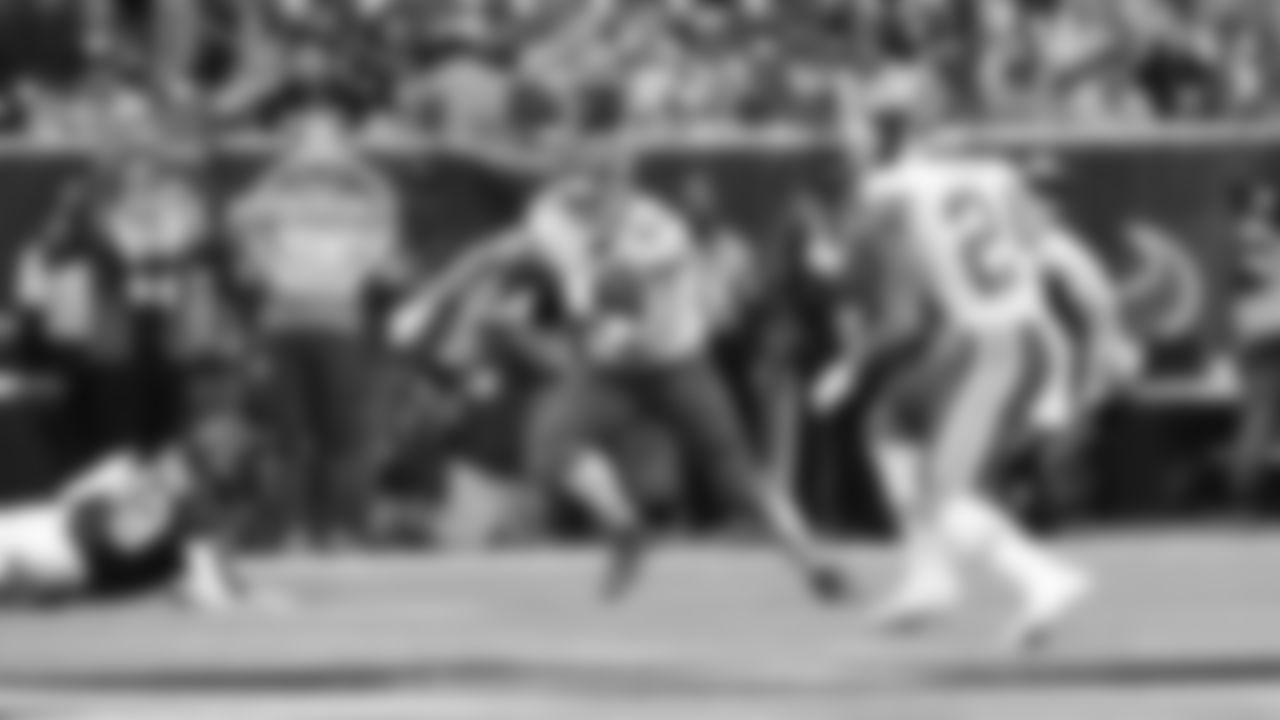 Kansas City Chiefs tight end Travis Kelce (87) during an NFL football game against the Houston Texans, Sunday, December 18, 2022 in Houston.