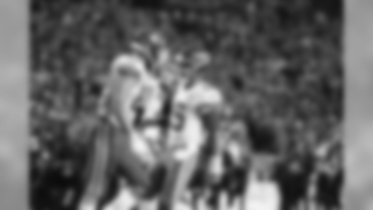 Chiefs vs Broncos at Broncos Stadium at Mile High on October 1, 2018