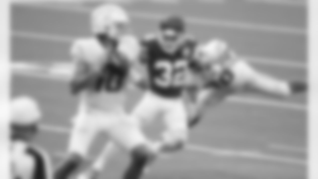 Kansas City Chiefs safety Tyrann Mathieu (32) during the game between the Kansas City Chiefs and the Los Angeles Chargers at SoFi Stadium on September 20, 2020