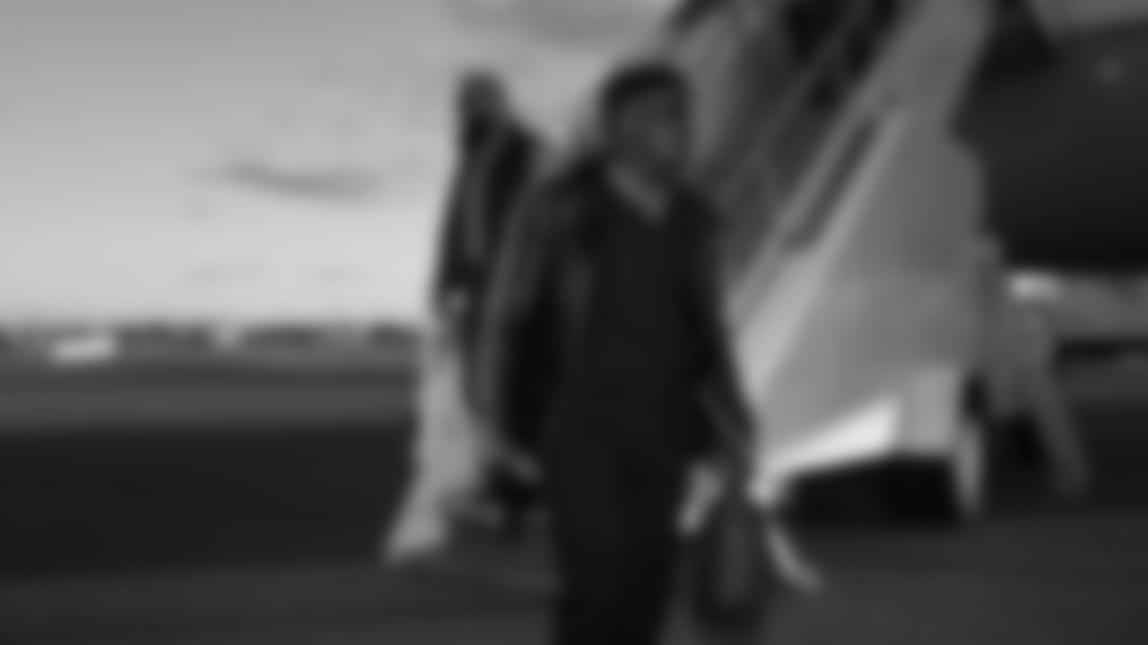 The Kansas City Chiefs arrive in New England