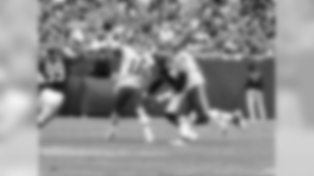 Kansas City Chiefs quarterback Alex Smith (11) throws a pass during the first half of the preseason game against the Chicago Bears, Saturday, August 27, 2016, in Chicago, Illinois.