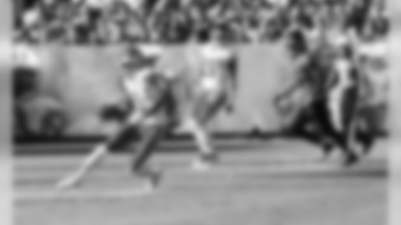 Kansas City Chiefs vs Tennessee Titans at Nissan Stadium, November 10, 2019