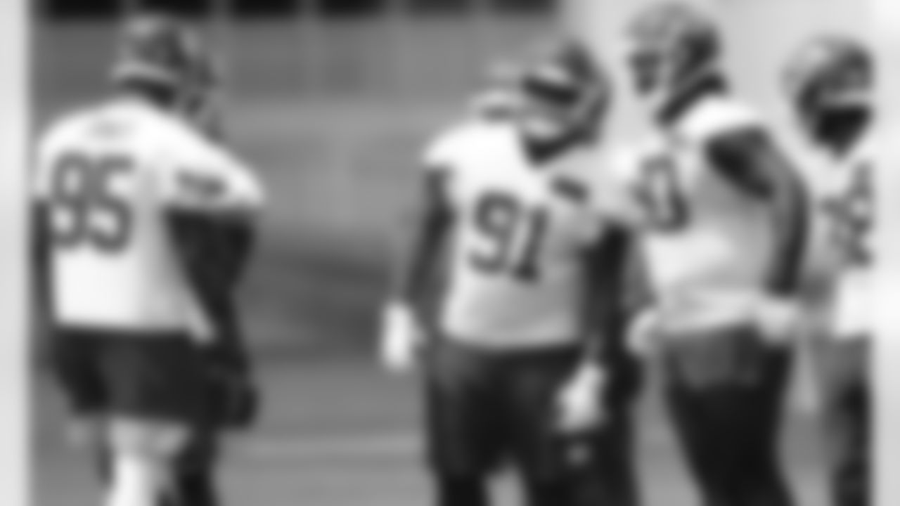 The Kansas City Chiefs Defensive line during phase 3 workouts at the The University of Kansas Health System Training Complex.