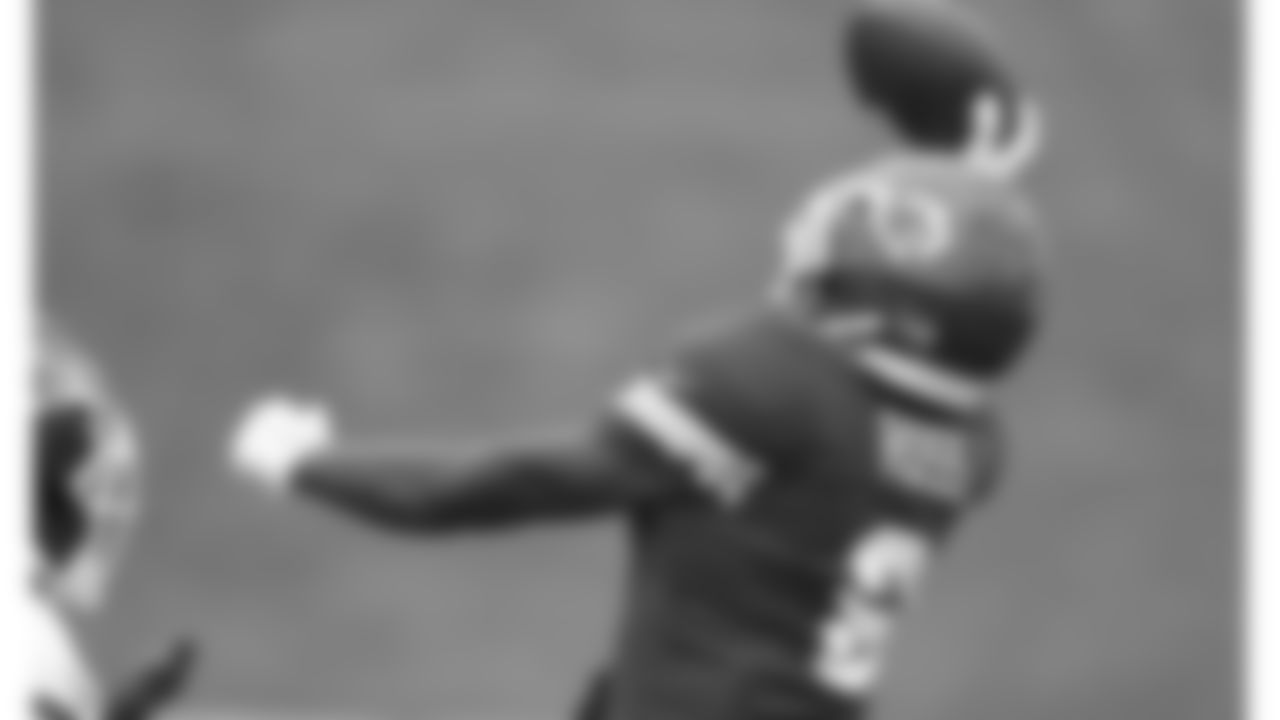 Kansas City Chiefs wide receiver Justyn Ross (8) catches a pass during one on ones at Kansas City Chiefs Training Camp in St. Joseph, MO on Friday, August 4, 2023.