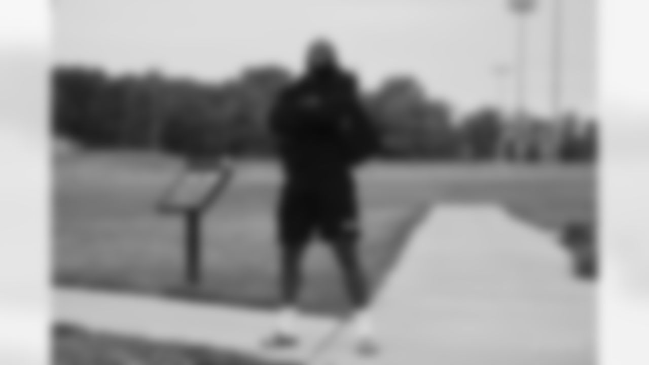 91 DE Yannick Ngakoue