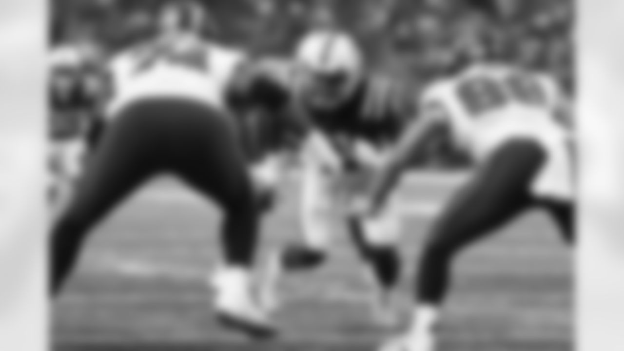 91 DE Yannick Ngakoue